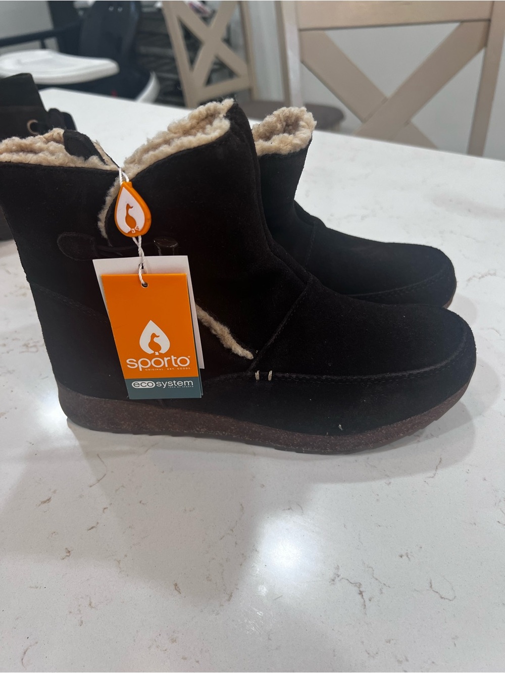 Sporto Black Boots with Cream Shearling Lining